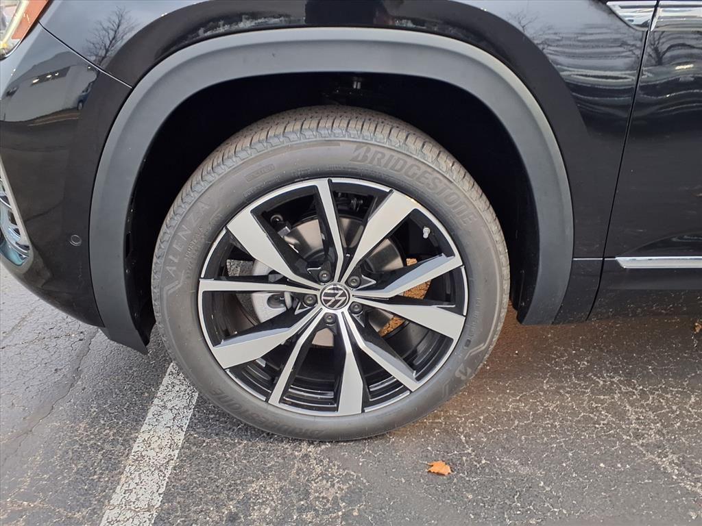 new 2026 Volkswagen Atlas car, priced at $53,181