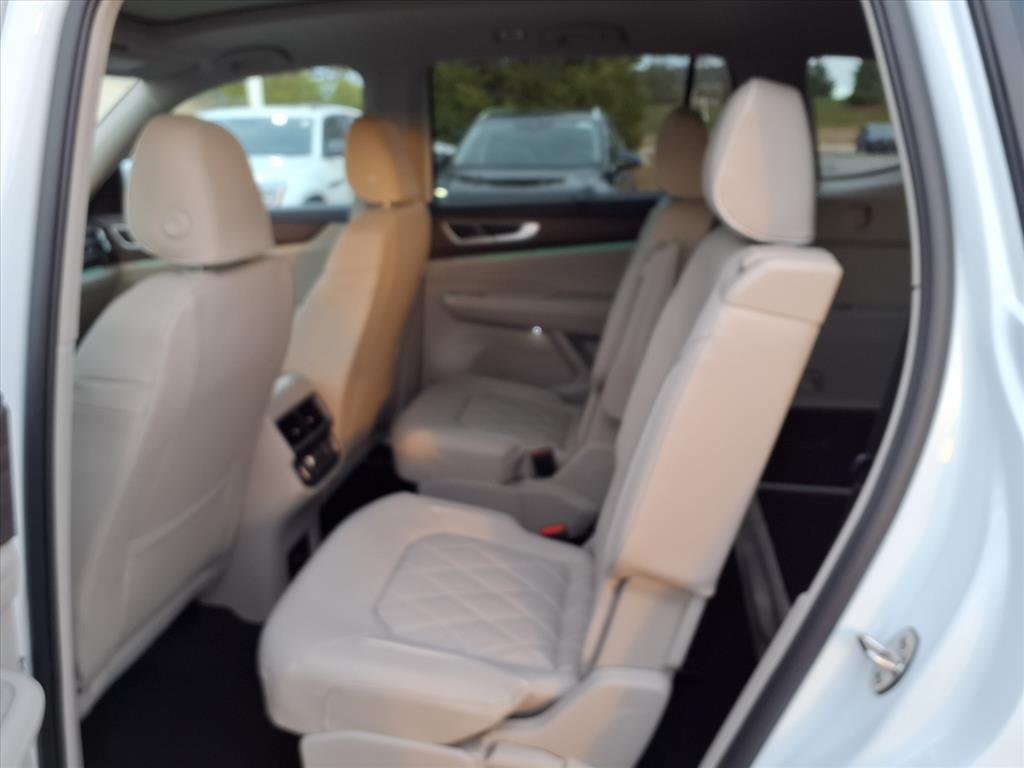 new 2026 Volkswagen Atlas car, priced at $53,216