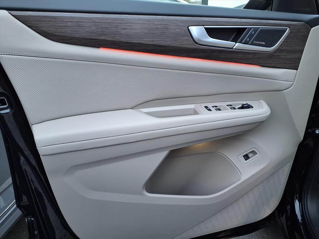 new 2026 Volkswagen Atlas car, priced at $52,779