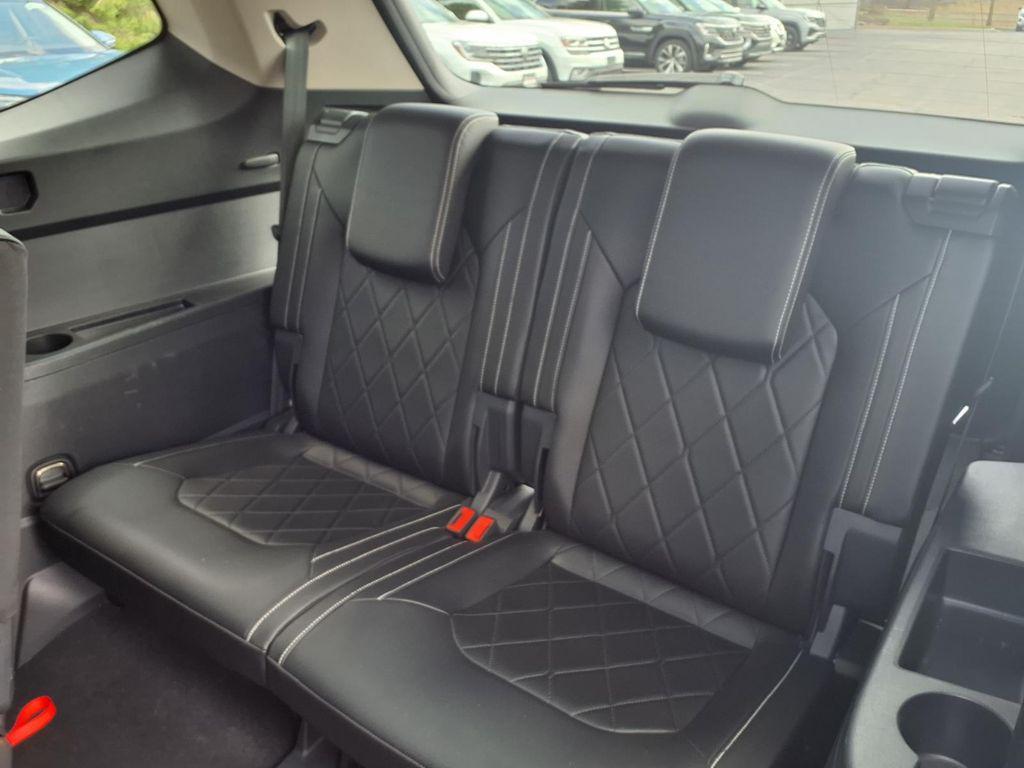 used 2024 Volkswagen Atlas car, priced at $39,999