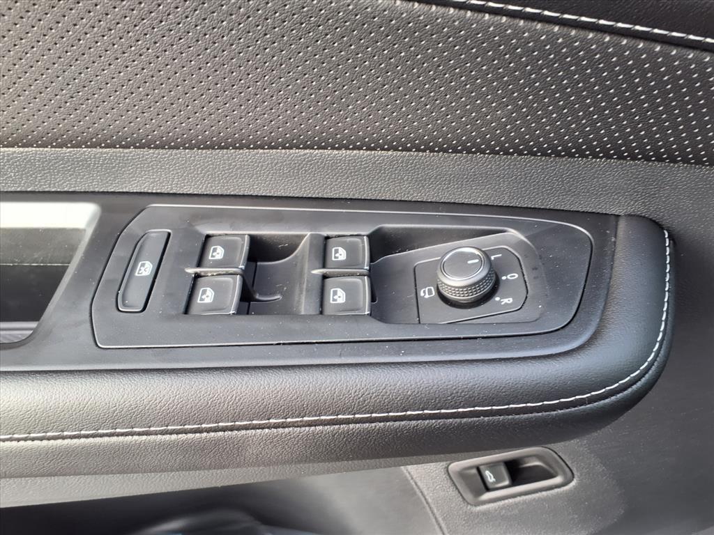 new 2026 Volkswagen Atlas car, priced at $52,181