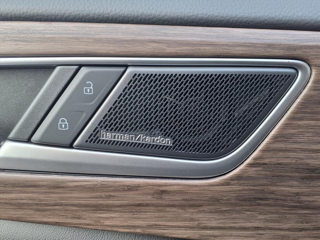 new 2026 Volkswagen Atlas car, priced at $53,181