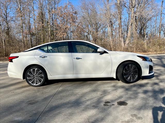 used 2025 Nissan Altima car, priced at $29,995