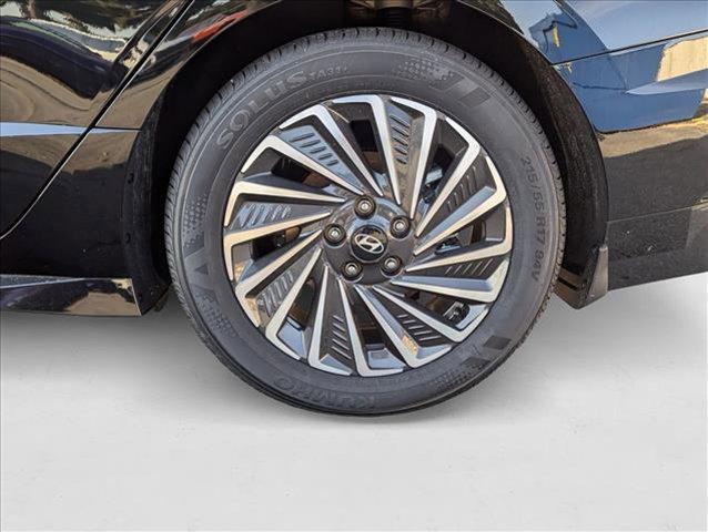 new 2025 Hyundai Sonata Hybrid car, priced at $31,723