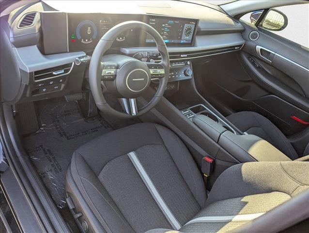 new 2025 Hyundai Sonata Hybrid car, priced at $31,723