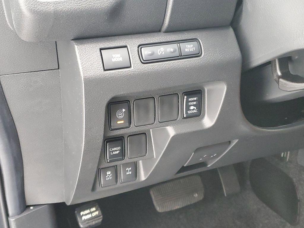 new 2026 Nissan Frontier car, priced at $45,588