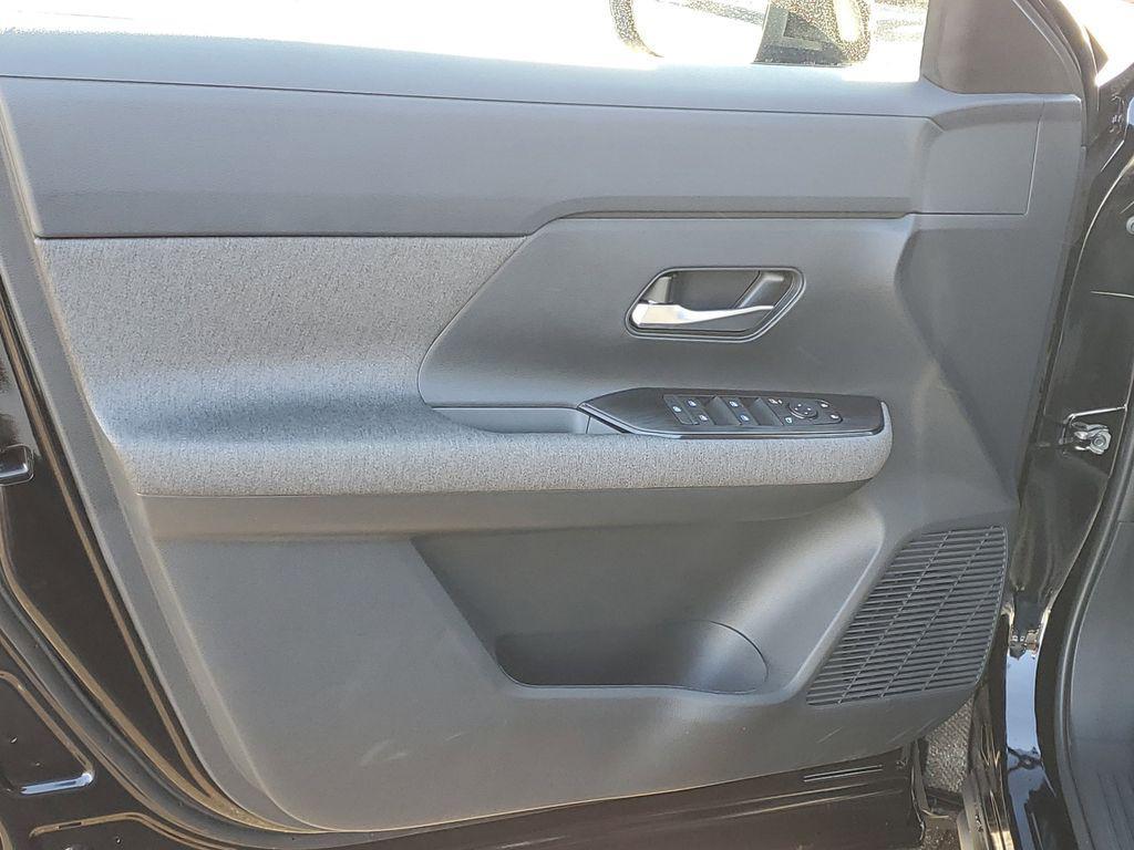 new 2026 Nissan Kicks car, priced at $27,949