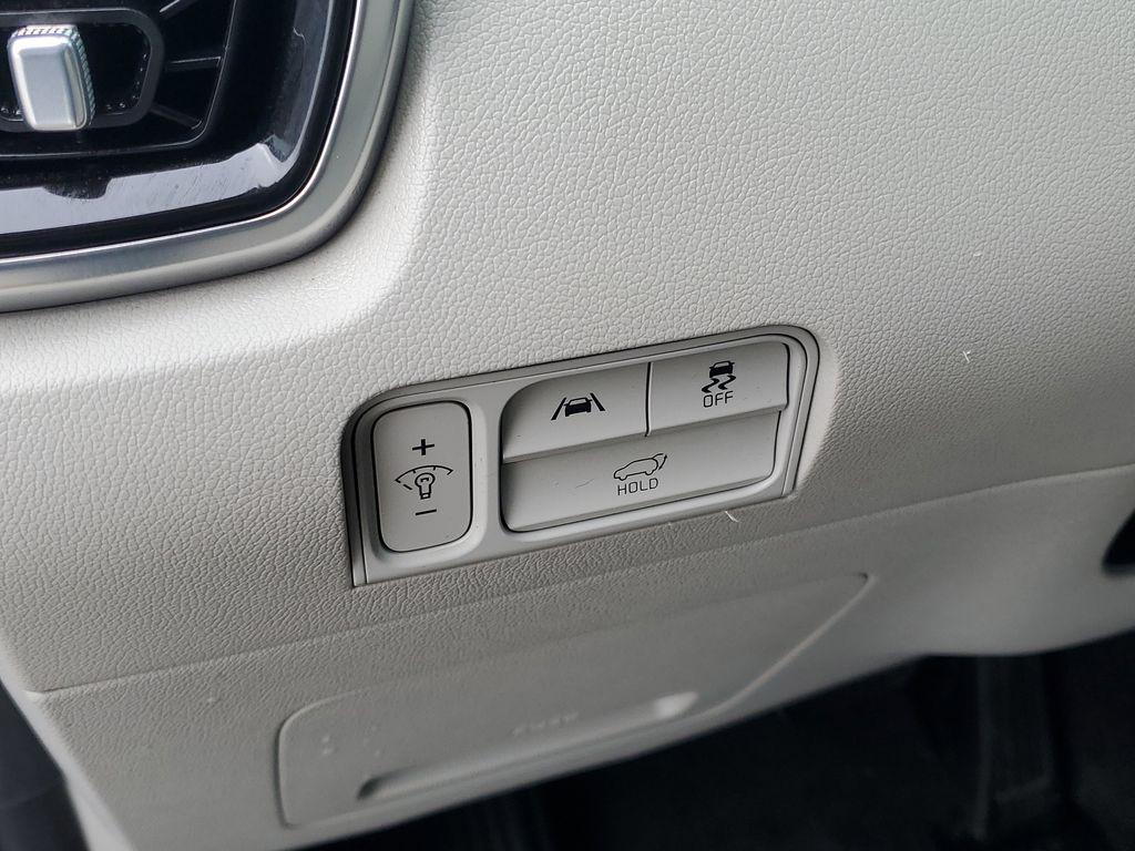 used 2023 Kia Sorento car, priced at $31,495