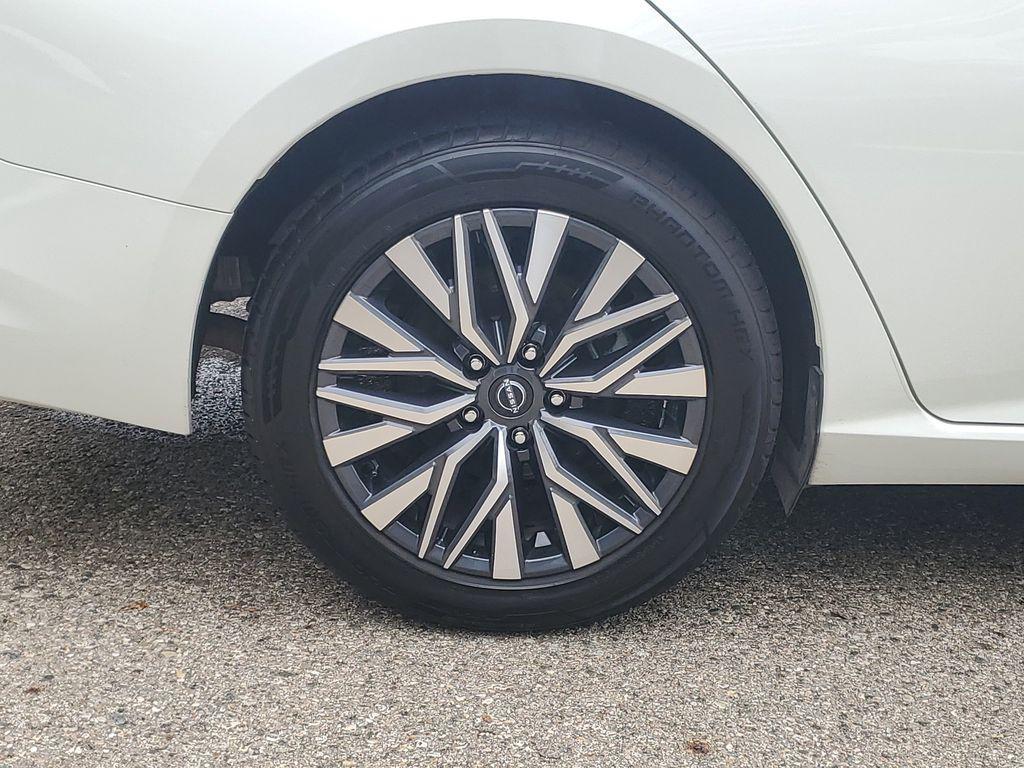 used 2023 Nissan Altima car, priced at $16,875