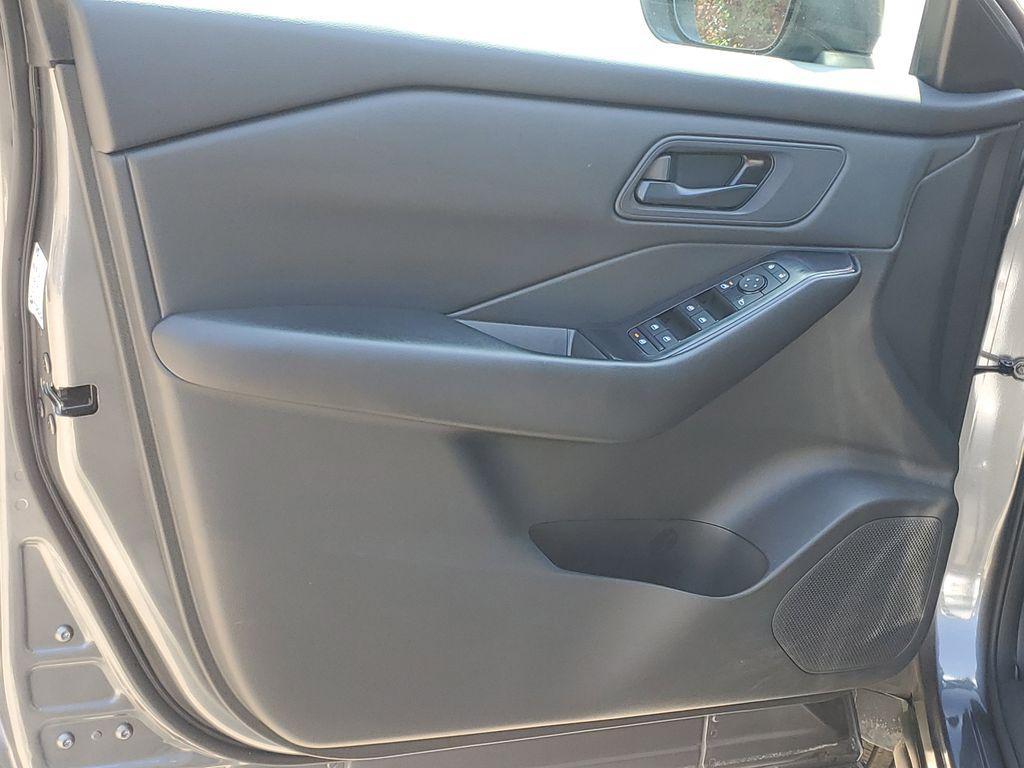 used 2024 Nissan Rogue car, priced at $19,258