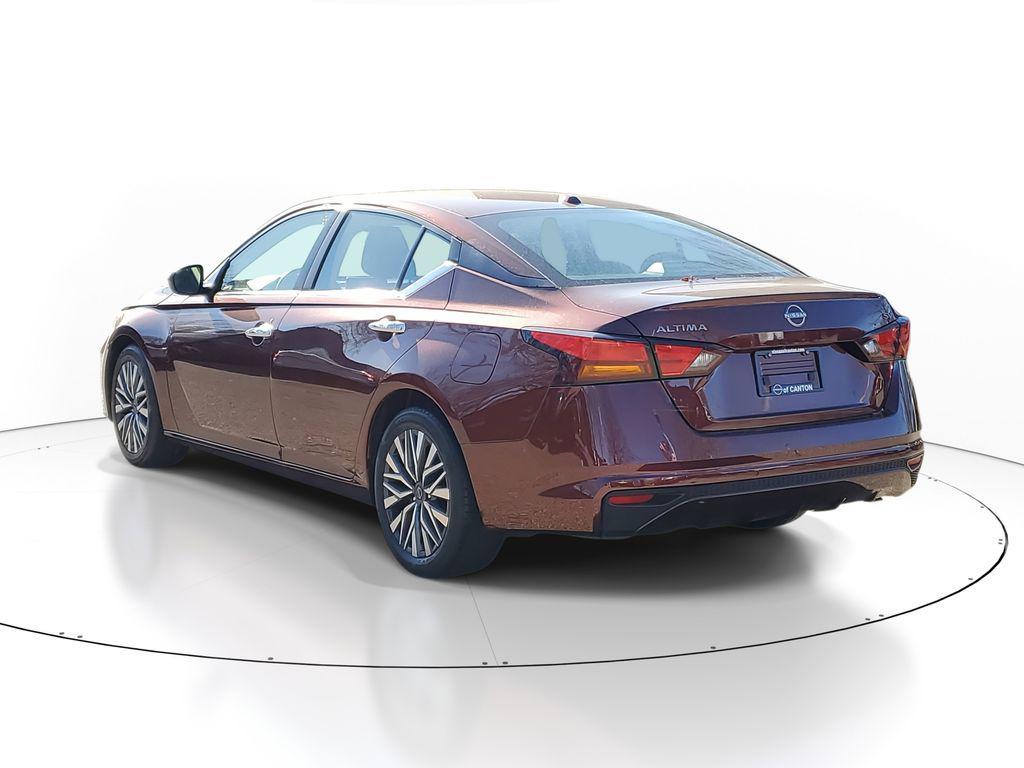 used 2023 Nissan Altima car, priced at $18,595