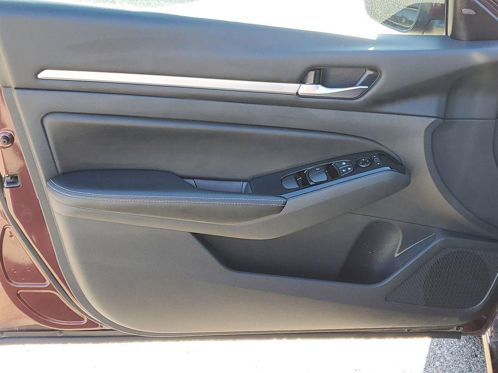 used 2023 Nissan Altima car, priced at $18,595