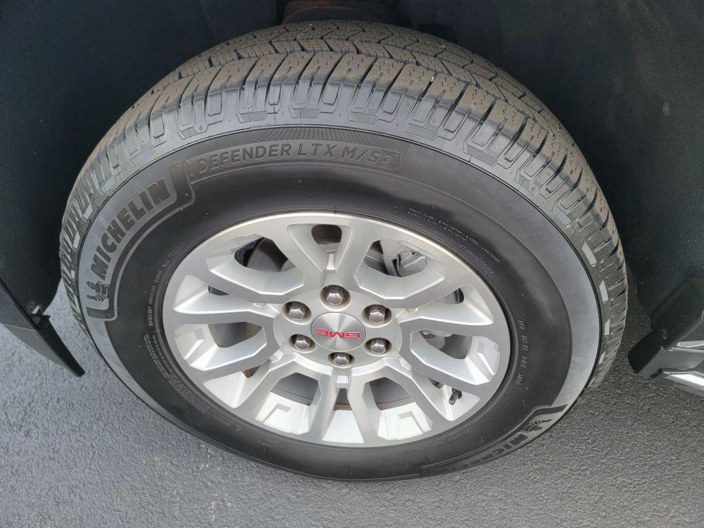 used 2019 GMC Yukon XL car, priced at $28,987