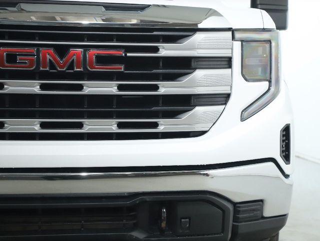 used 2022 GMC Sierra 1500 car, priced at $37,600