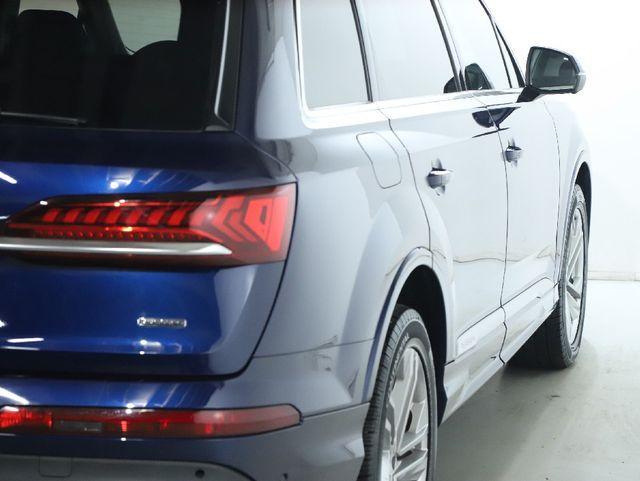 used 2022 Audi Q7 car, priced at $35,500