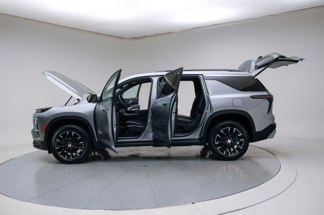 new 2026 Chevrolet Traverse car, priced at $45,673