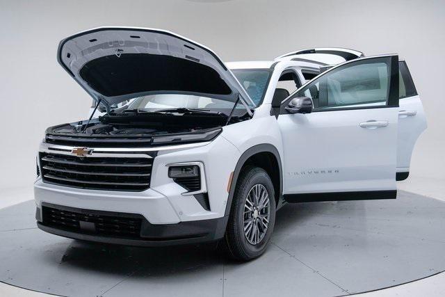 new 2026 Chevrolet Traverse car, priced at $45,389