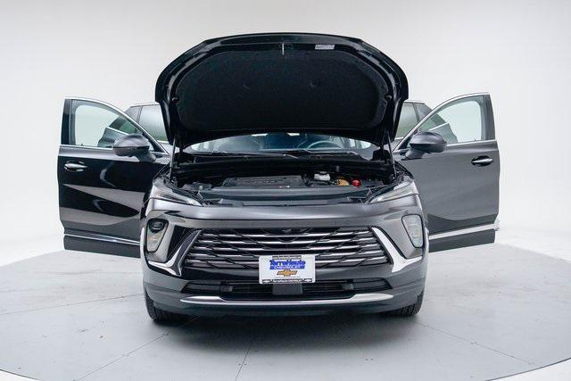 used 2024 Buick Envision car, priced at $25,612