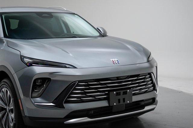 used 2024 Buick Envision car, priced at $26,931