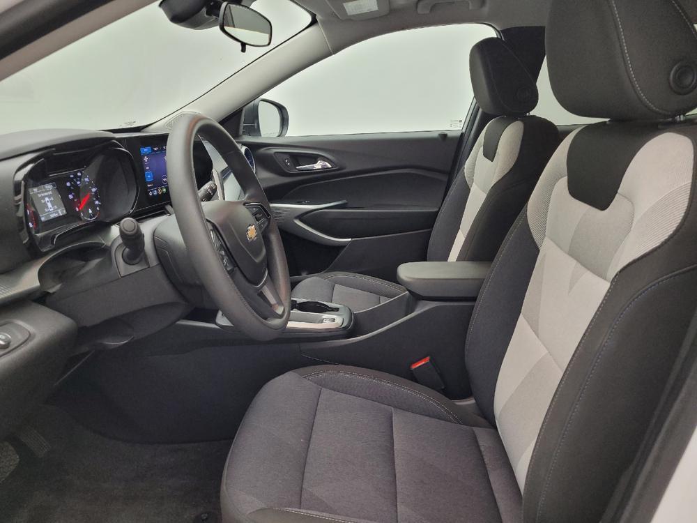 used 2025 Chevrolet Trax car, priced at $22,895