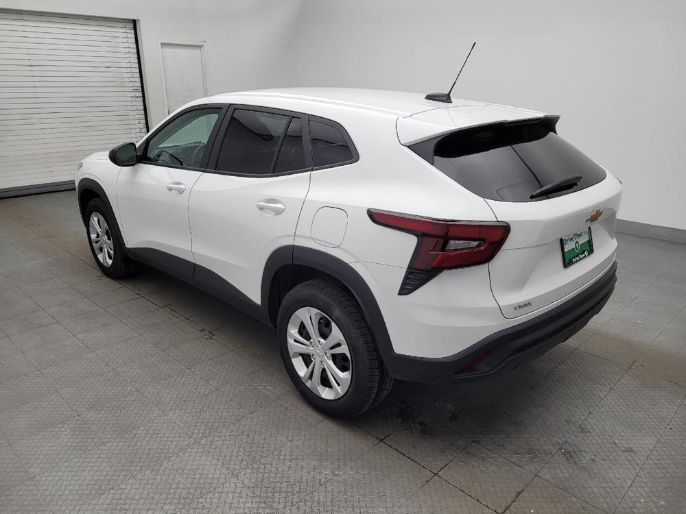 used 2025 Chevrolet Trax car, priced at $22,895