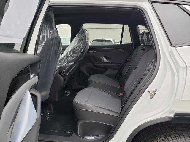 new 2026 Volkswagen Tiguan car, priced at $39,776