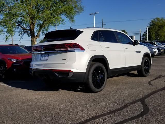 new 2026 Volkswagen Atlas Cross Sport car, priced at $49,681