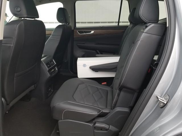 new 2026 Volkswagen Atlas car, priced at $51,666