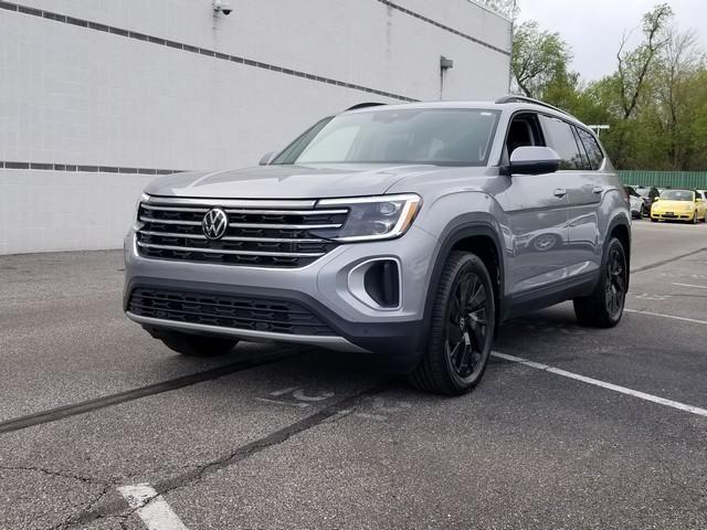 new 2026 Volkswagen Atlas car, priced at $51,666