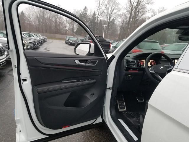 new 2026 Volkswagen Atlas Cross Sport car, priced at $56,582