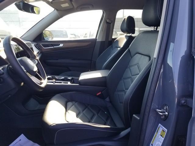 new 2026 Volkswagen Atlas car, priced at $49,423