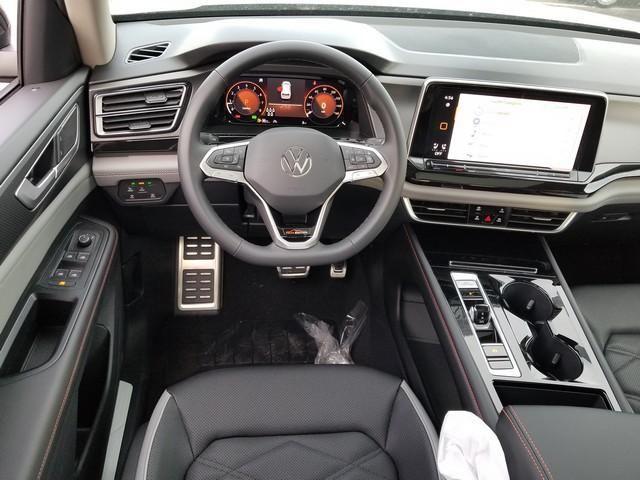 new 2026 Volkswagen Atlas car, priced at $51,326