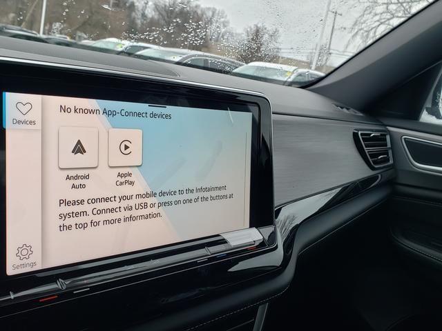 new 2026 Volkswagen Atlas Cross Sport car, priced at $48,076