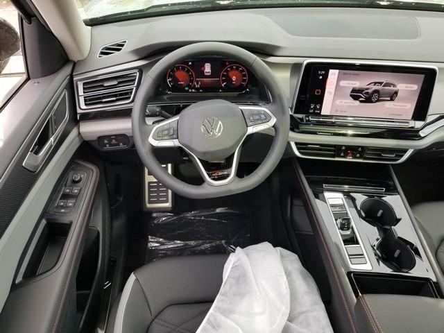 new 2026 Volkswagen Atlas car, priced at $51,566