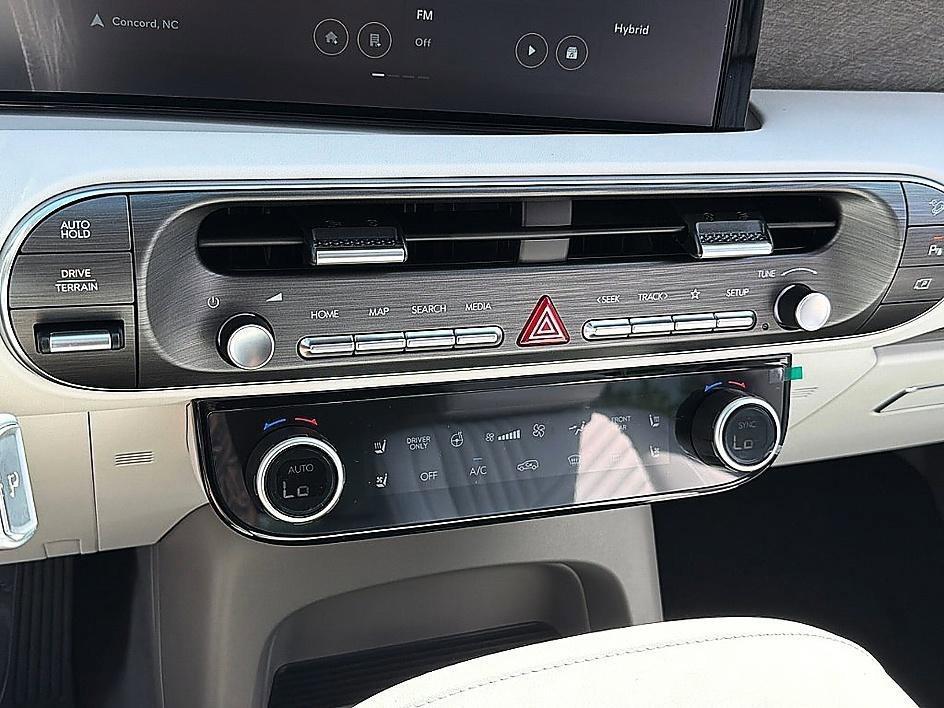 new 2026 Hyundai Palisade Hybrid car, priced at $51,454