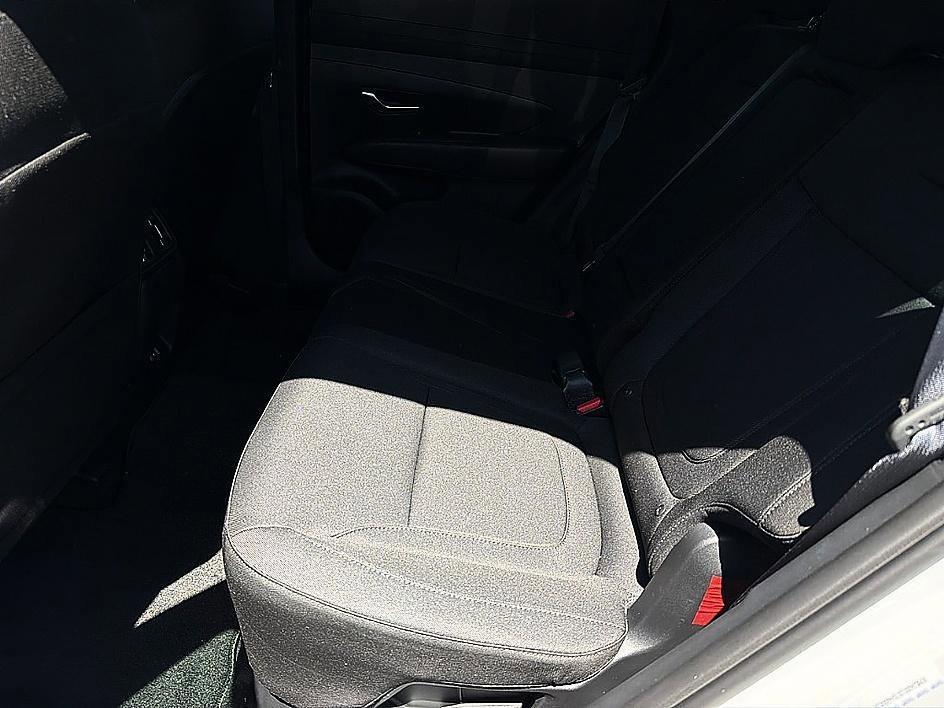 new 2026 Hyundai TUCSON Hybrid car, priced at $32,632