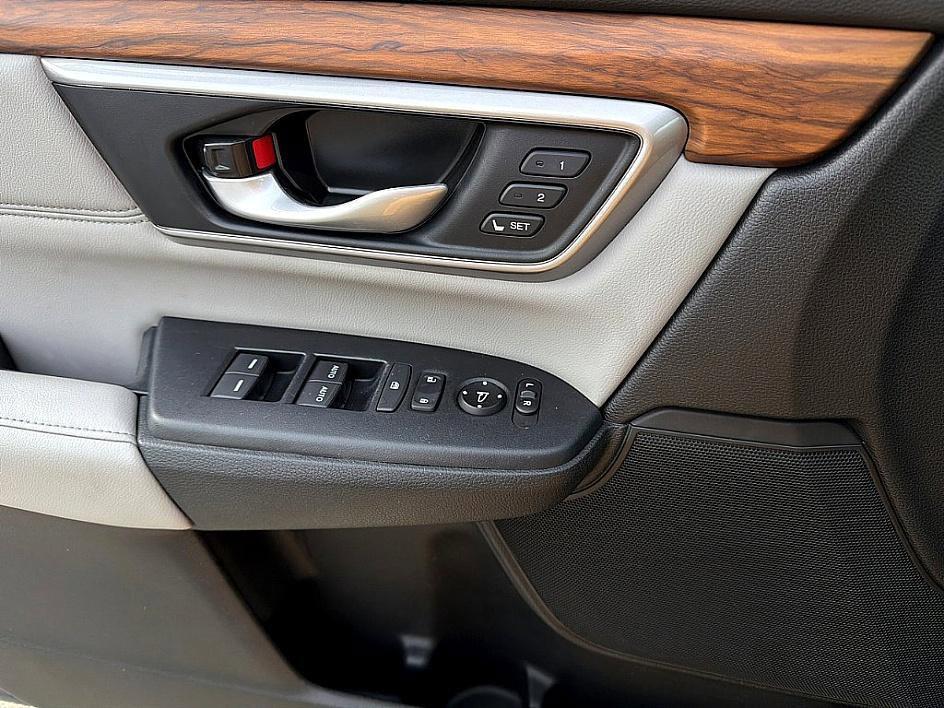 used 2020 Honda CR-V car, priced at $19,288