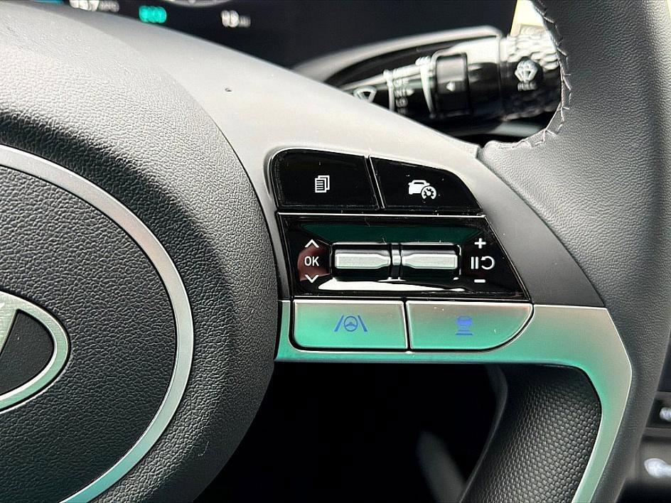 new 2026 Hyundai ELANTRA HEV car, priced at $29,997