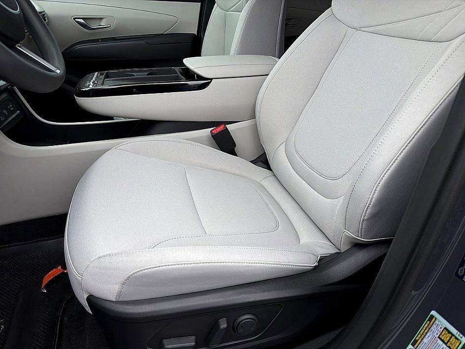 new 2026 Hyundai TUCSON Plug-In Hybrid car, priced at $40,382