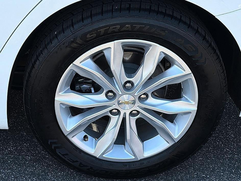 used 2024 Chevrolet Malibu car, priced at $20,596