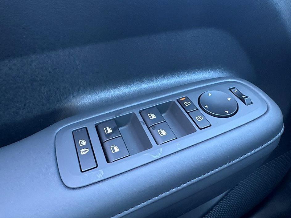 new 2026 Hyundai SANTA FE HEV car, priced at $38,609