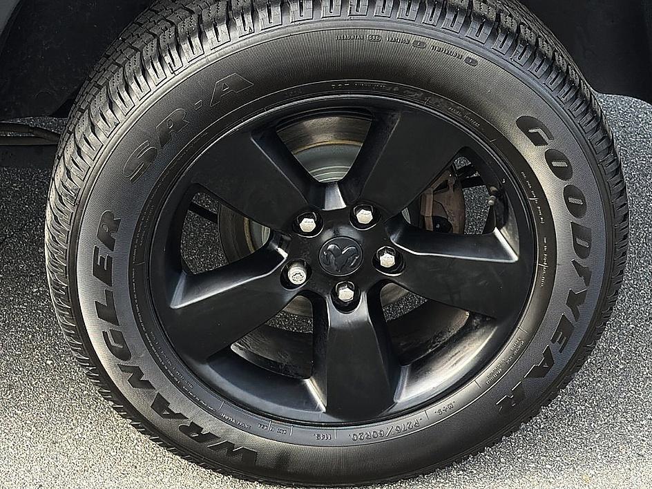 used 2019 Ram 1500 Classic car, priced at $21,596