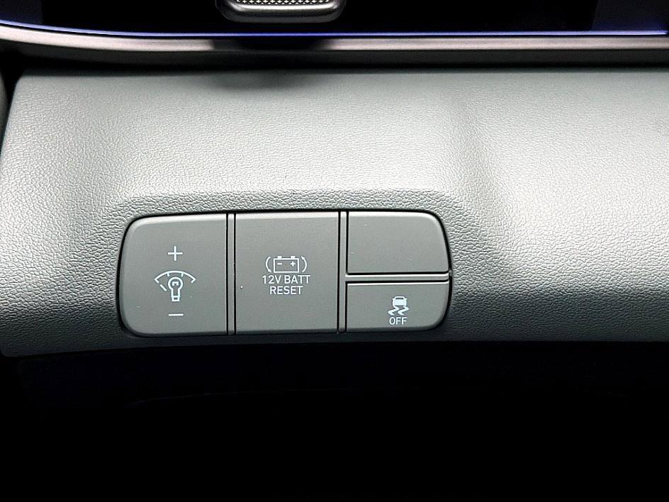 new 2026 Hyundai ELANTRA HEV car, priced at $29,997