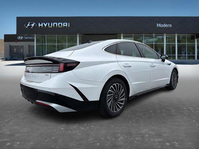 new 2026 Hyundai Sonata Hybrid car, priced at $39,051