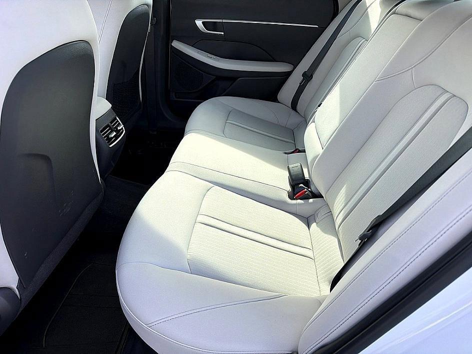 used 2025 Hyundai Sonata Hybrid car, priced at $24,299