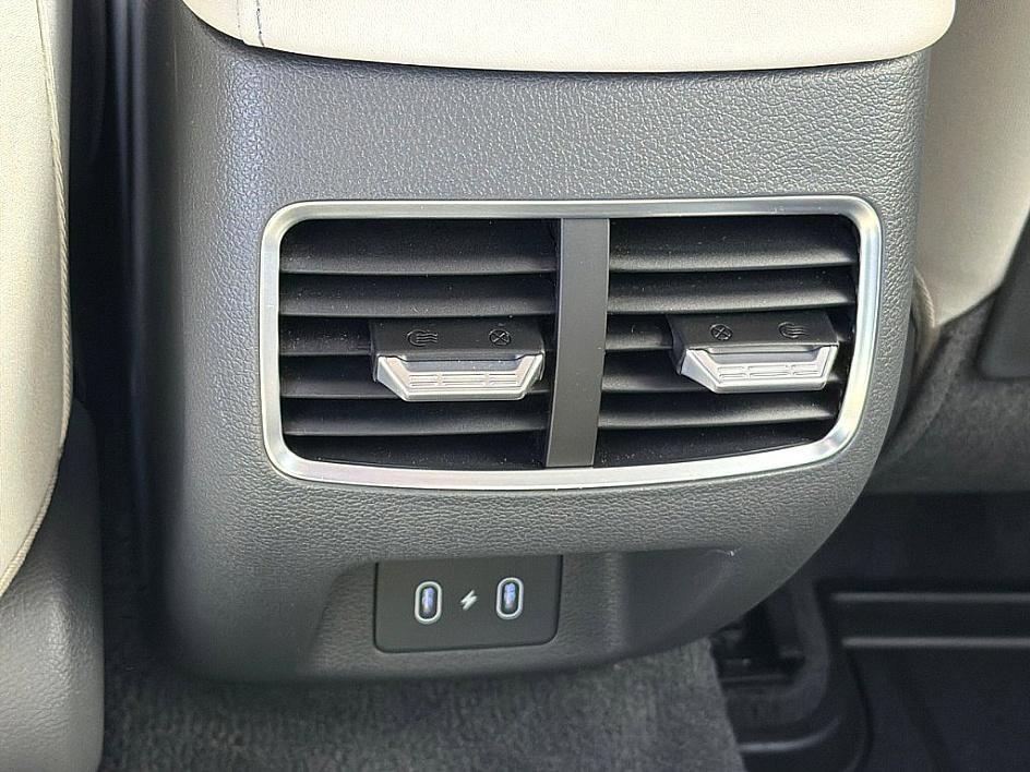 used 2025 Hyundai Sonata Hybrid car, priced at $24,299