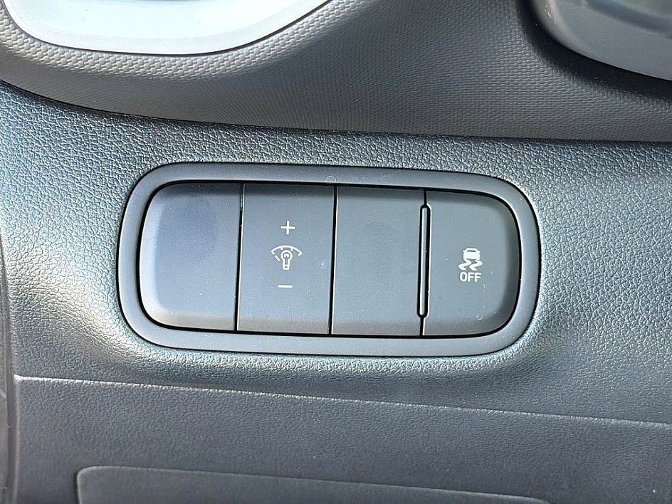 used 2025 Hyundai Venue car, priced at $21,699