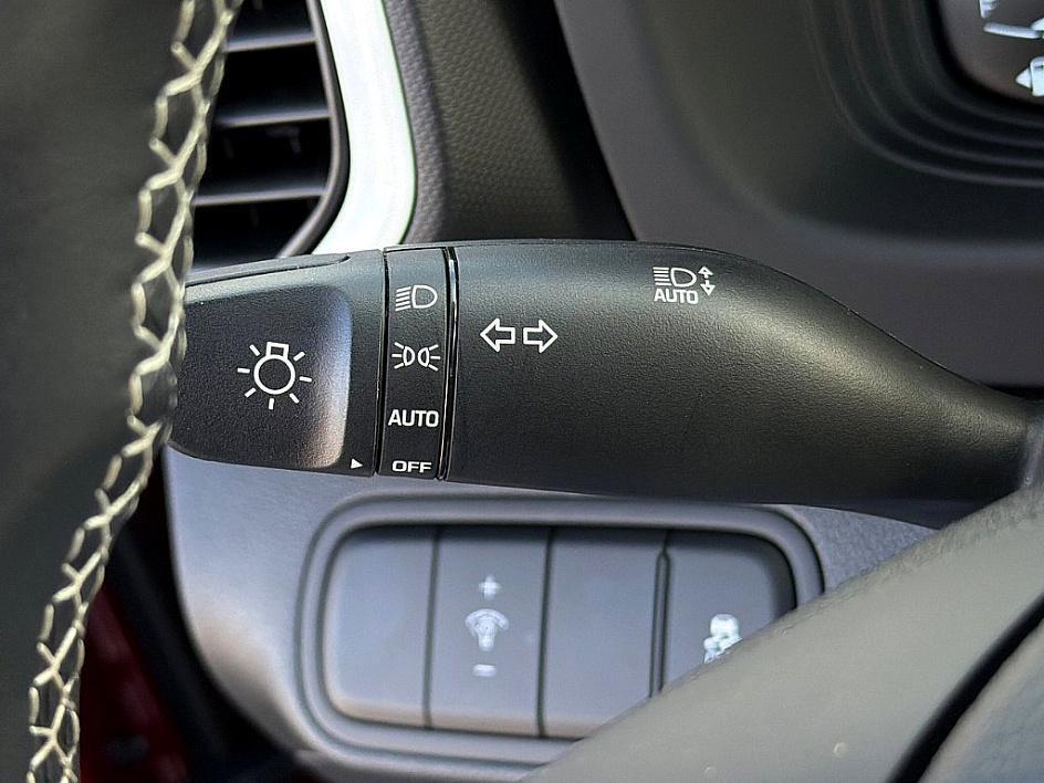 used 2025 Hyundai Venue car, priced at $21,699