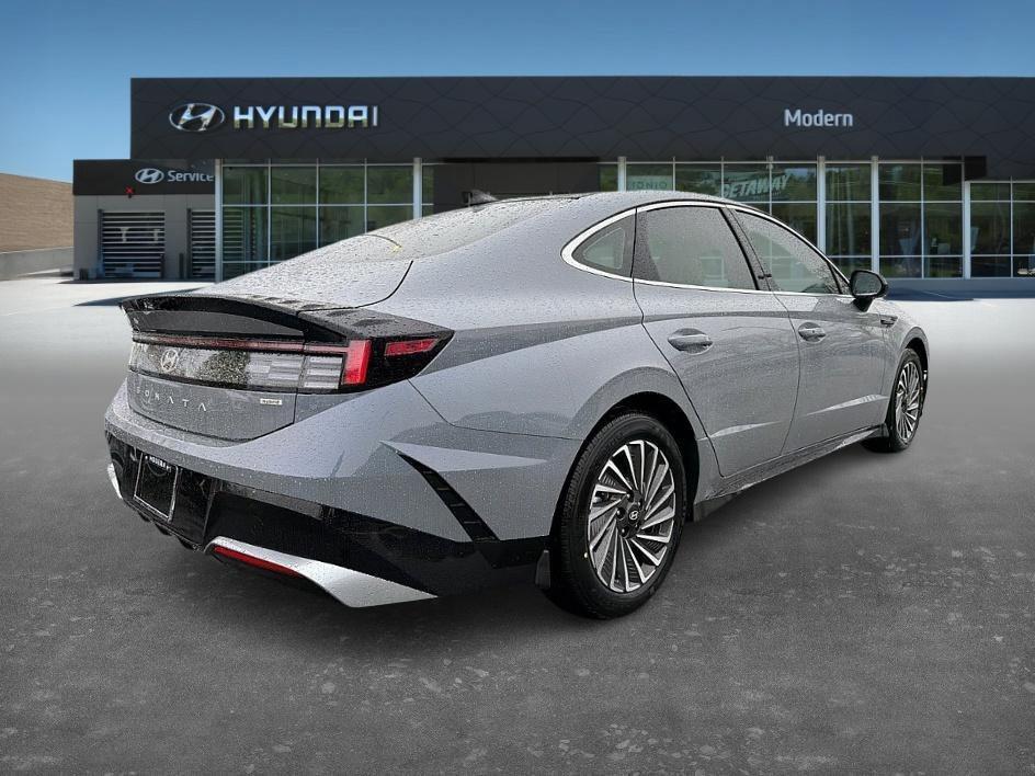 new 2026 Hyundai Sonata Hybrid car, priced at $33,043