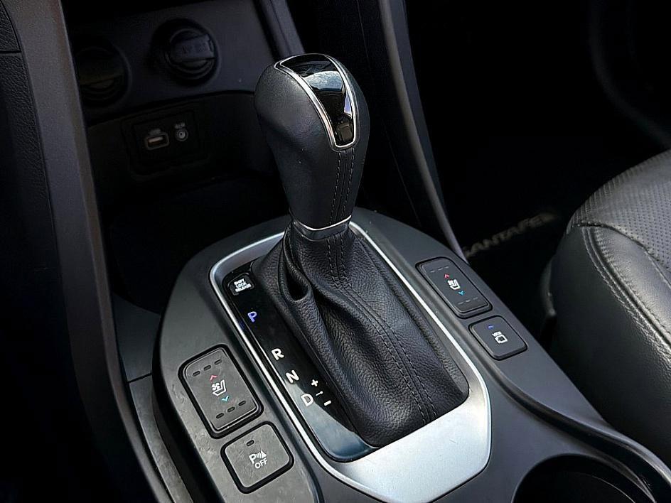 used 2017 Hyundai Santa Fe car, priced at $17,988